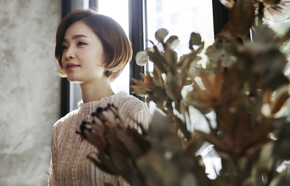 지난 6월21일 개막한 뮤지컬 <스위니 토드>에서 여주인공 ‘러빗 부인’ 역을 맡은 전미도. 김명진 기자 littleprince@hani.co.kr