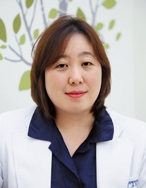 단원고 스쿨닥터였던 김은지 소아청소년 정신건강의학과 전문의. 단원고 학생들과 교사들을 도닥여온 마음건강센터는 6월말 문을 닫았다. <한겨레> 자료사진