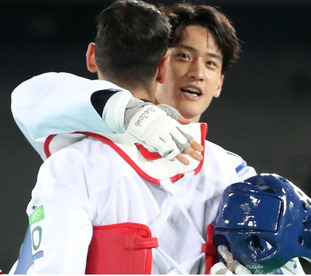 ‘패자의 품격’을 보여준 태권도 국가대표 이대훈 사진 연합뉴스