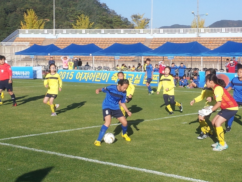 2015 여자어린이 축구교실 모습. 사진 대한체육회 제공