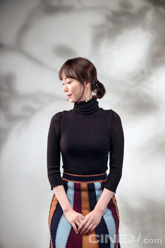 배우 이유영