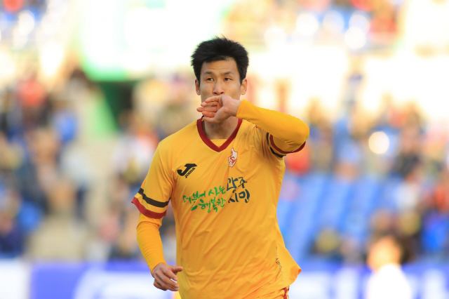 올 시즌 득점왕이자 최우수선수(MVP)인 광주의 스트라이커 정조국(32). 사진 한국프로축구연맹 제공
