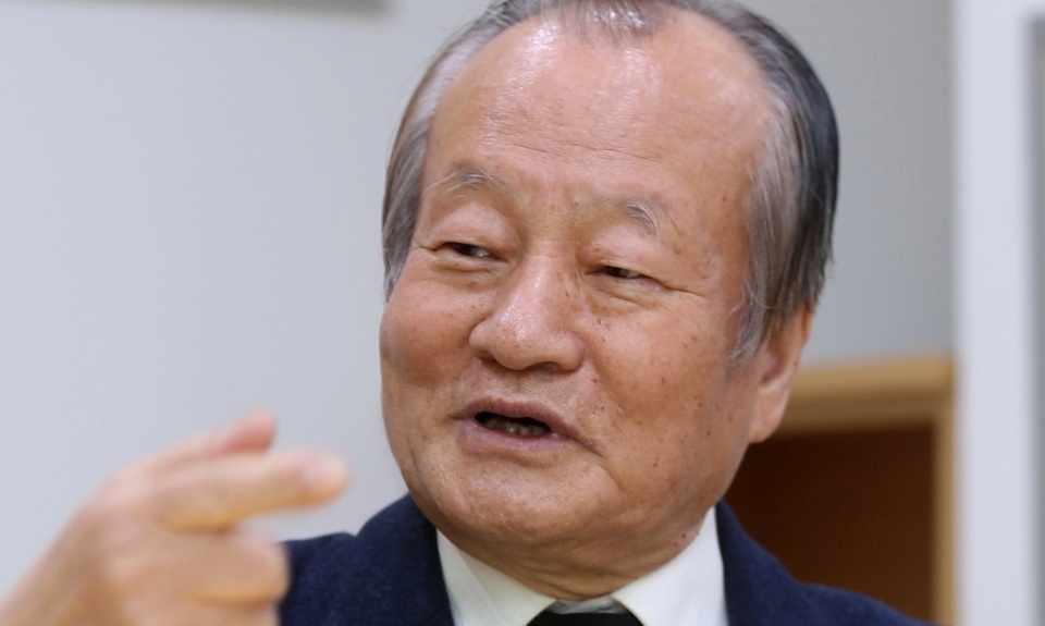 “전두환, 회고록으로 5·18 폄훼 웃음거리”