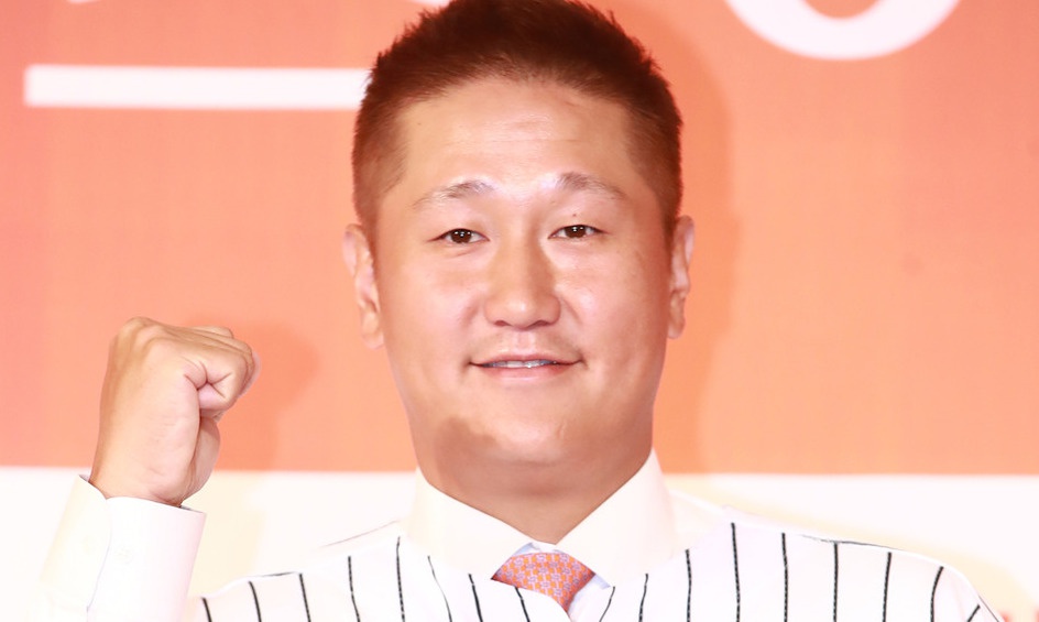 이대호 “무서운 선배는 옛말, 부드러움 강조”