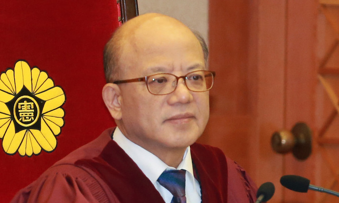 박한철 헌재소장 퇴임 “탄핵심판 조속한 결론이 국민 뜻”