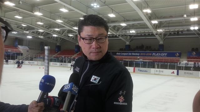백지선 한국 아이스하키대표팀 감독