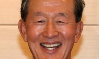 전경련 새 회장 못 구해…허창수 회장 유임