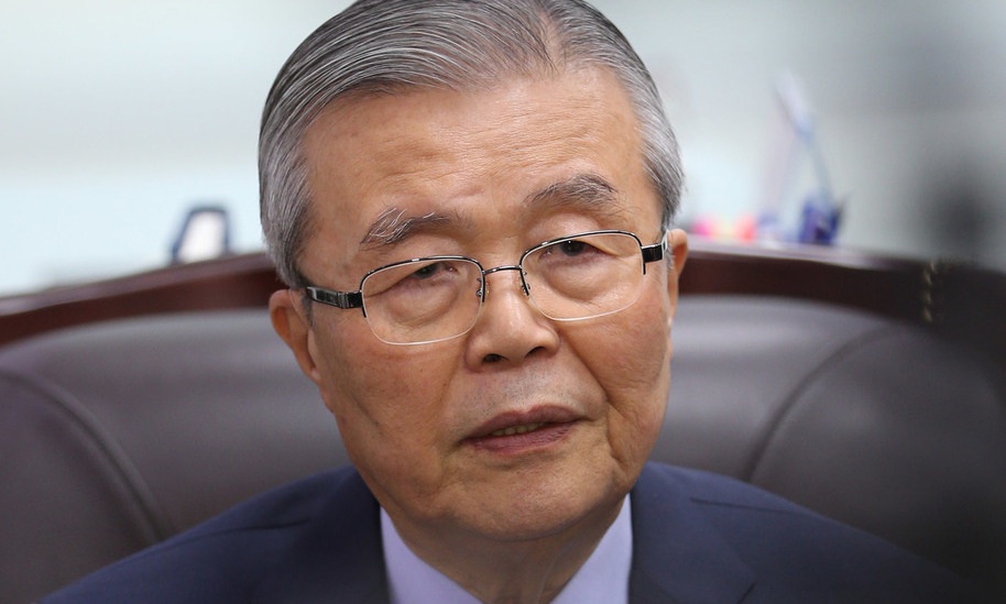 “통합정부 노력 오늘로 멈추겠다”…김종인 대선 불출마 선언