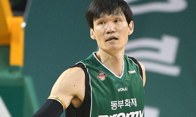 김주성, 프로농구 역대 세번째 1만점