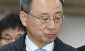 황창규 KT 회장, ‘국정농단 부역’ 공식사과