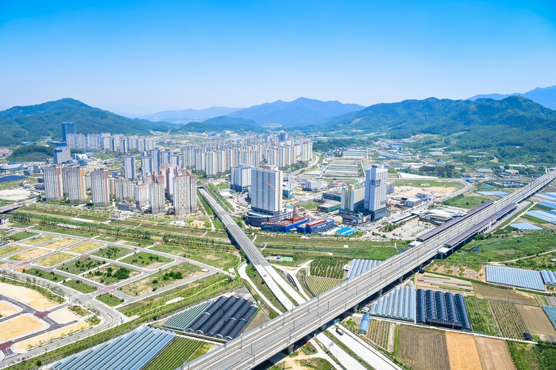 지난 9일 치러진 제19대 대통령선거에서 문재인 당선인이 50.38%를 얻은 경북 김천시 율곡동 김천혁신도시의 모습. 김천시 제공
