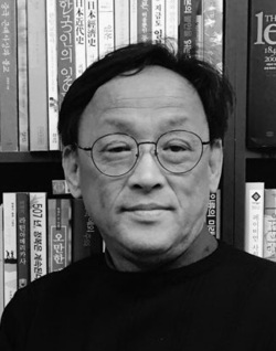 김명인 인하대 교수·계간 <황해문화> 주간