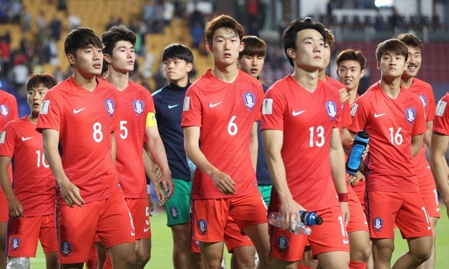 한국 조 2위로 16강 진출