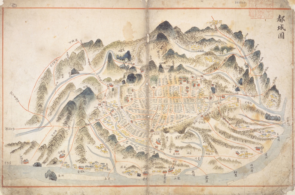 조선 후기인 19세기 전반에 제작된 한양 도성도(都城圖, 47.0×66.0㎝). 동국여도(東國輿圖)에 포함돼 있으며 서울대 규장각에 소장돼 있다. 남쪽으로 한강, 북쪽으로 북한산, 서쪽으로 양화진, 동쪽으로는 살곶진까지를 포함한다.  연합뉴스