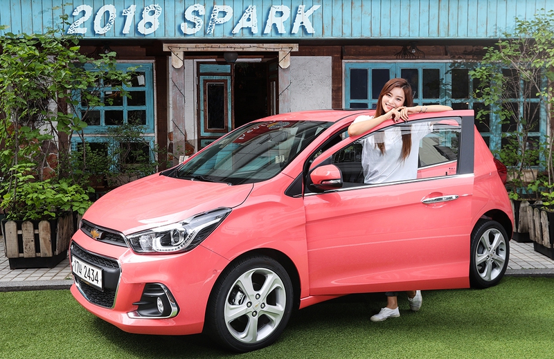 ‘2018년형 더 넥스트스파크(Spark)’의 코랄 핑크 모델. 쉐보레 제공