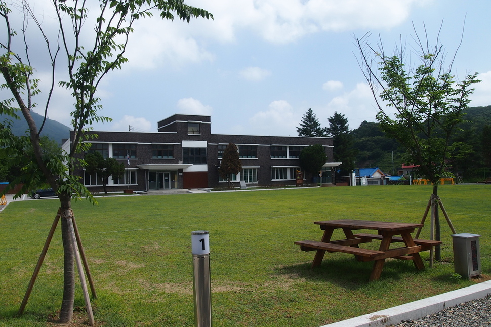경기도 파주시 법원읍 옛 금곡초등학교 터에 오는 21일 개장하는 별난독서캠핑장. 파주시 제공