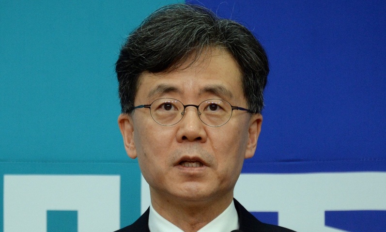 10년만에 다시 돌아온 ‘FTA 전도사’