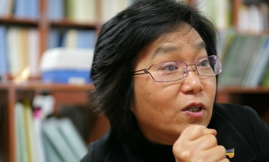 [최현숙의 말 쓰기] 사적이고 정치적인 늙어죽음