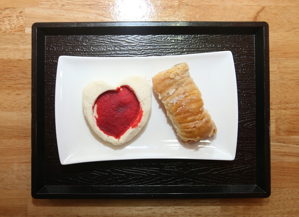 이스탄불 딜라이트’의 할랄 디저트. 박미향 기자 mh@hani.co.kr