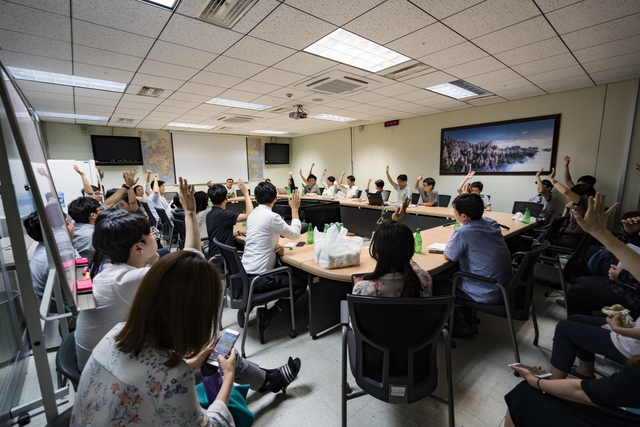 <한국방송> 기자협회 비상대책위원회는 23일 저녁 28일부터 제작거부에 돌입하기로 했다. 한국방송 기자협회 제공