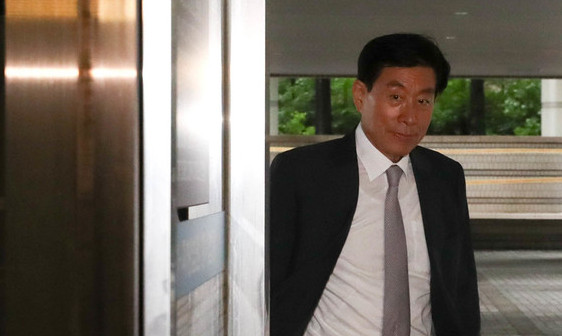 [단독] 원세훈 국정원, 여론조작 ‘표적 1호’는 노무현이었다