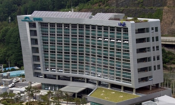 [한겨레 사설] 합격자 95%가 ‘빽’, 충격적인 강원랜드 채용 비리