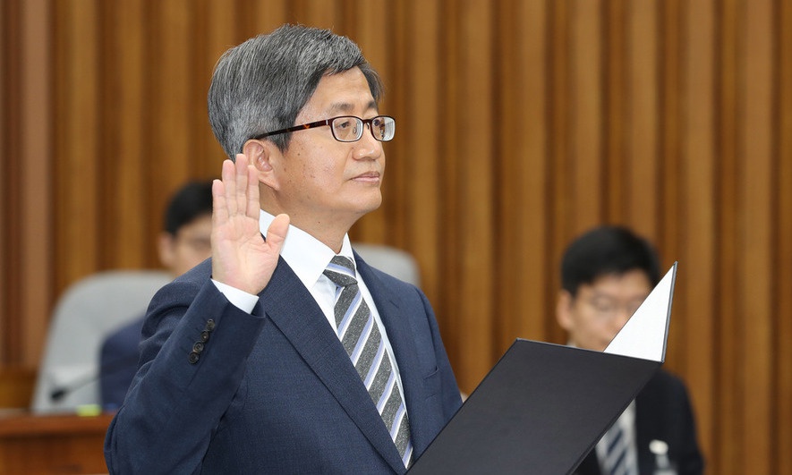 [한겨레 사설] 대법원장 후보자마저 정략 대상으로 삼지 말라