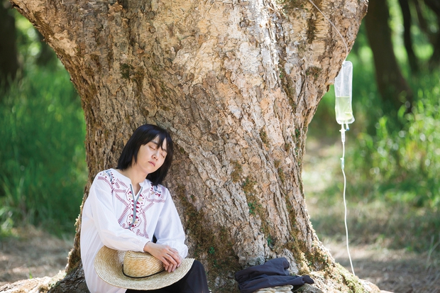 22회 부산국제영화제 개막작 ‘유리정원’