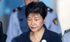 [한겨레 사설] ‘박근혜 석방’ 요구하는 불순한 목소리들