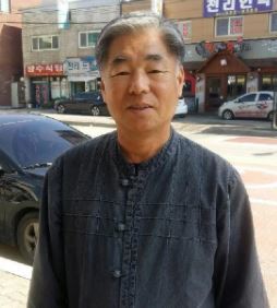 경기도 용인에서 30년간 소방관으로 일하고 은퇴한 뒤 ‘행복 택시’ 기사로 일하고 있는 이상설(63)씨. 이상설씨 제공