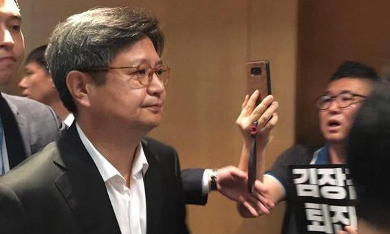 [한겨레 사설] 공영방송 이사회, 언제까지 경영진 비호만 할 건가