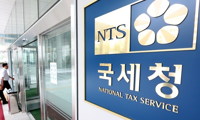 [단독] 검찰, 이명박 국세청도 가담 확인…당시 국세청 조사국장 소환조사