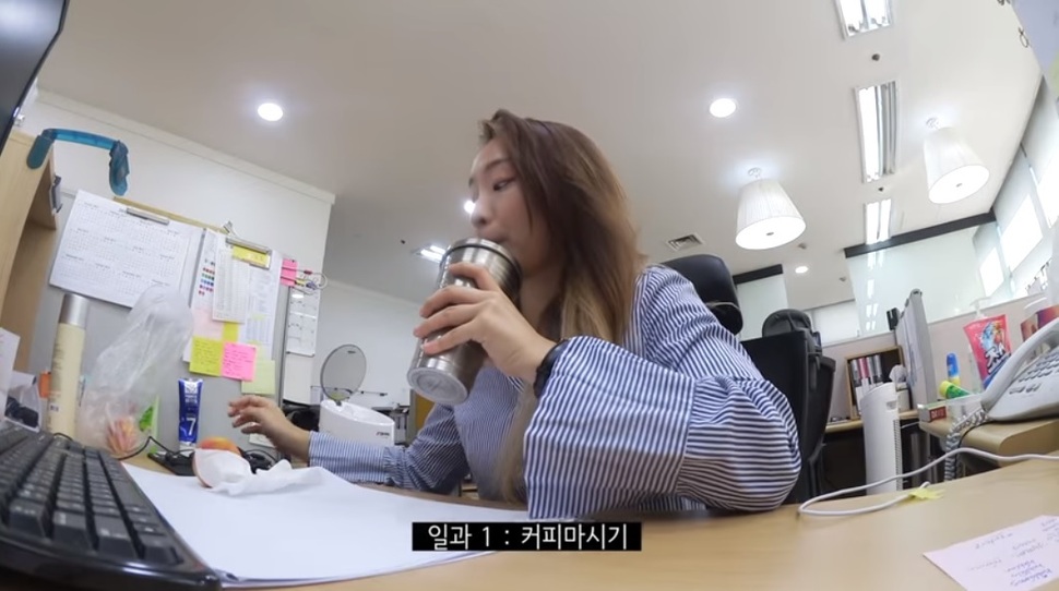 브이로거 ‘요니’도 출퇴근, 직장 일상을 선보여 인기를 끌고 있다. 사진 요니 제공