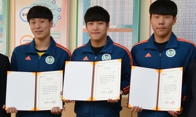 강원체고 수영선수 ‘삼총사’ 엘지의인상