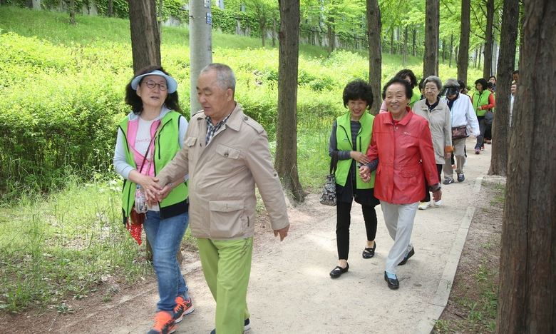 점점 뚱뚱해지는 한국 성인 남성, 비만율 첫 40%대