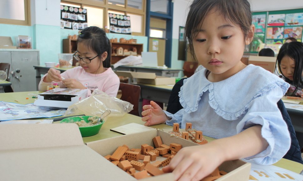 방과후학교, 학교 넘어 마을이 함께 해결했어요