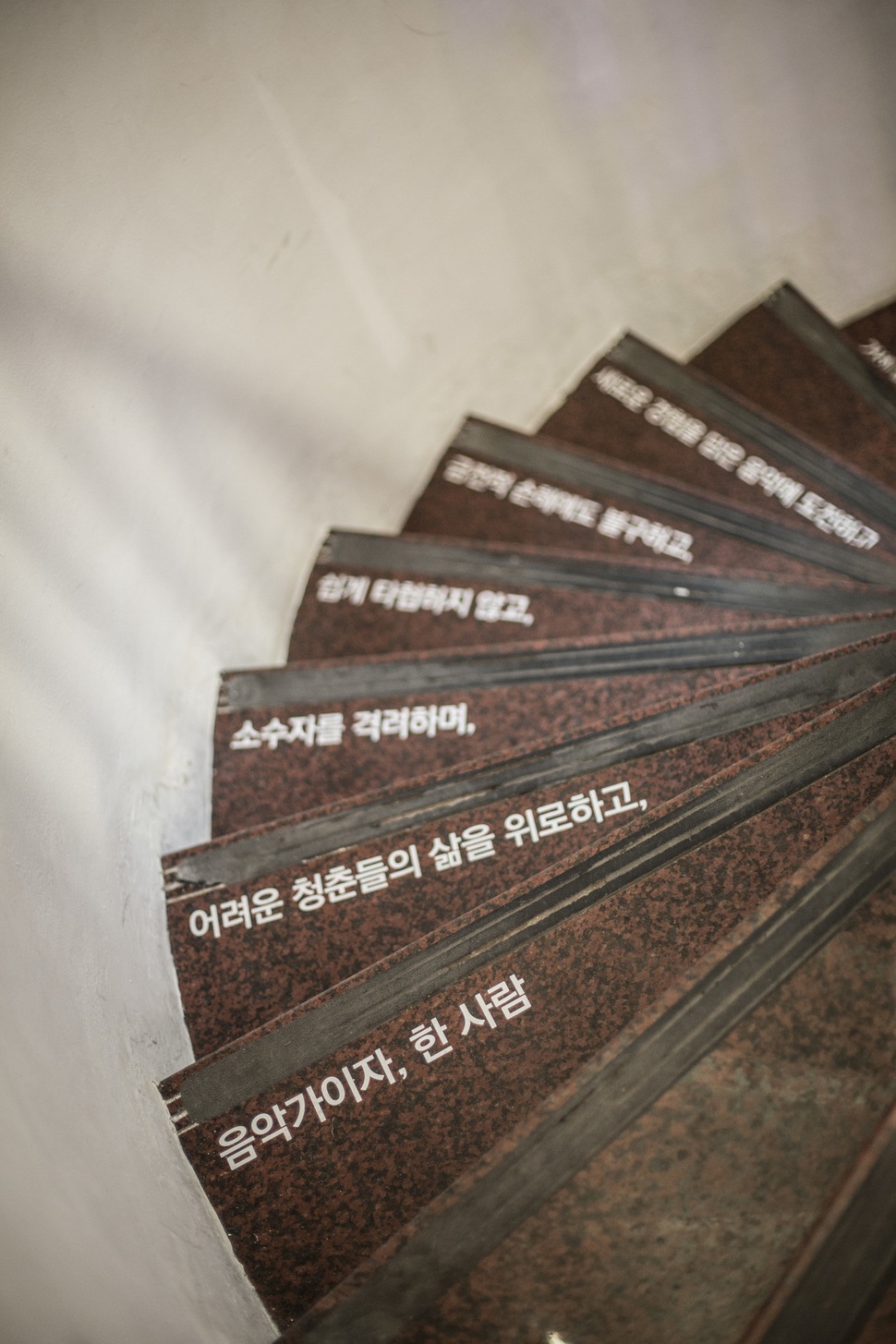 사진 윤동길(스튜디오 어댑터 실장)