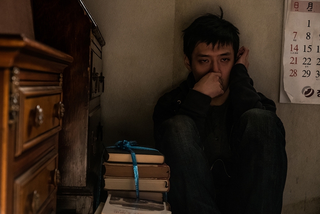 영화 <기억의 밤>의 한 장면. 메가박스㈜플러스엠 제공