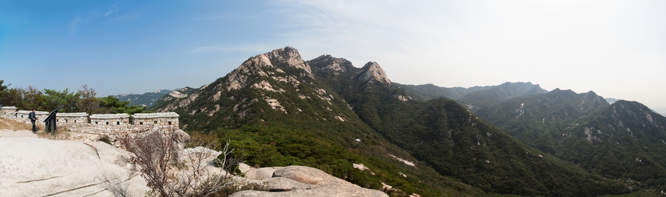 북한산과 북한산성.