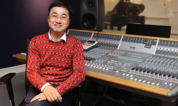 ‘비주류’ 음반사의 100번째 음반은요…