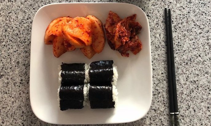 [ESC] 원조 충무김밥+김 모락모락 만두=주말 혼밥