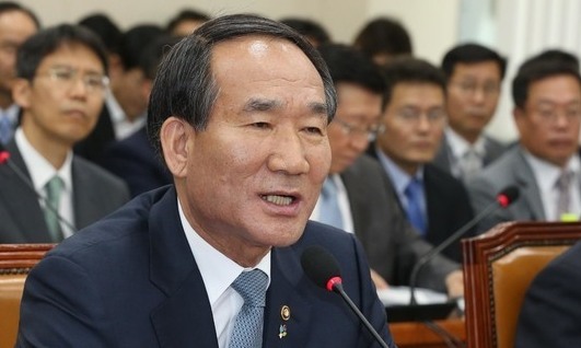 [한겨레 사설] 보훈처를 ‘선거운동 기구’로 전락시킨 박승춘