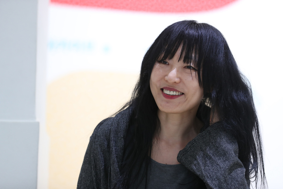 소설집 <뱀과 물>을 낸 소설가 배수아. 강창광 기자 chang@hani.co.kr