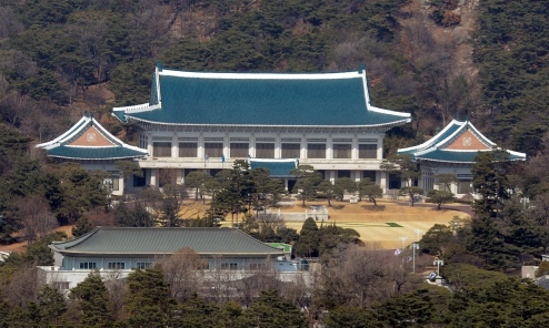 청와대, ‘탄저백신 접종’ 보도 극우매체에 “강력한 법적 조처” 예고