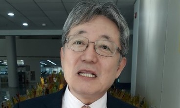 “다락방 서점 주인에서 호남 기록문화유산 지킴이로”