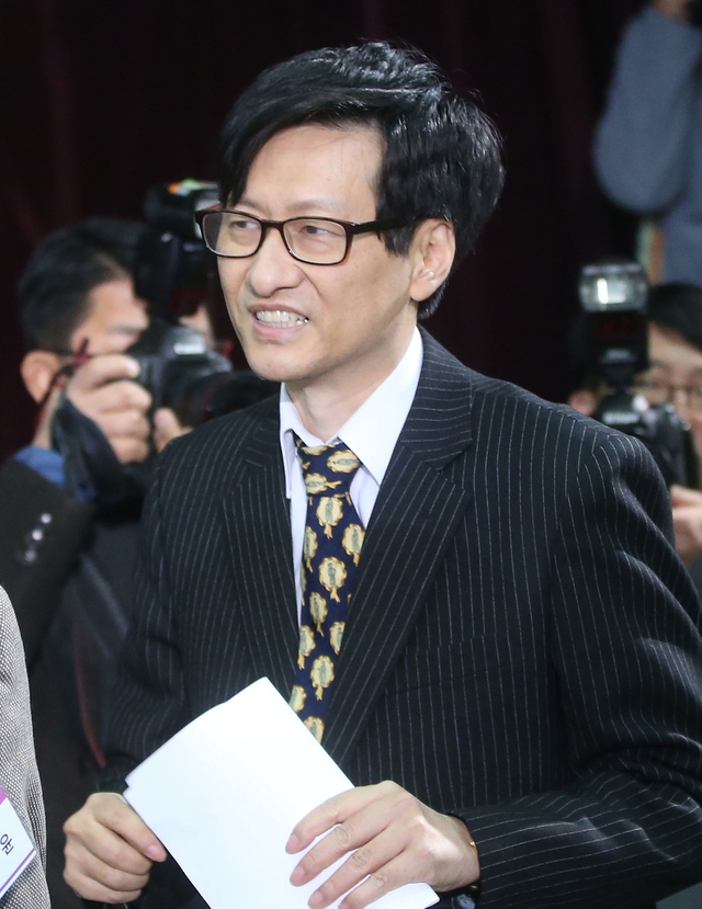 방송통신위원회가 27일 해임 건의를 의결한 강규형 <한국방송>(KBS)이사. <한겨레> 자료사진.