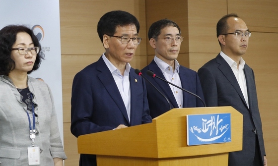 공공부문 비정규직 6만여명 정규직 된다