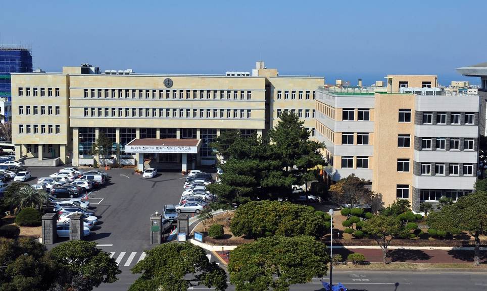 제주 고교 무상교육 올해부터 실시한다
