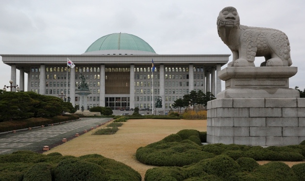 2기 개헌특위 15일 첫 회의…한국당은 ‘장외투쟁’