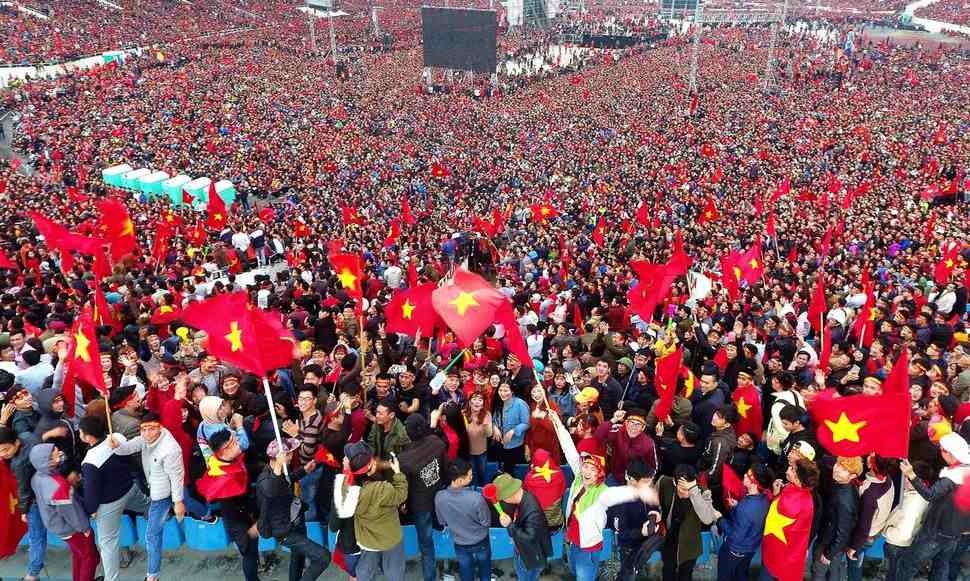 박항서 ‘투혼의 축구’ 이식…베트남 홀린 매력남